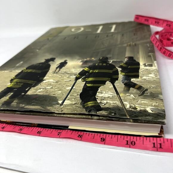 9-11 A Tribute Hardcover Book 2002 Books Limited LARGE Collect Coffee Table Book - Picture 4 of 11